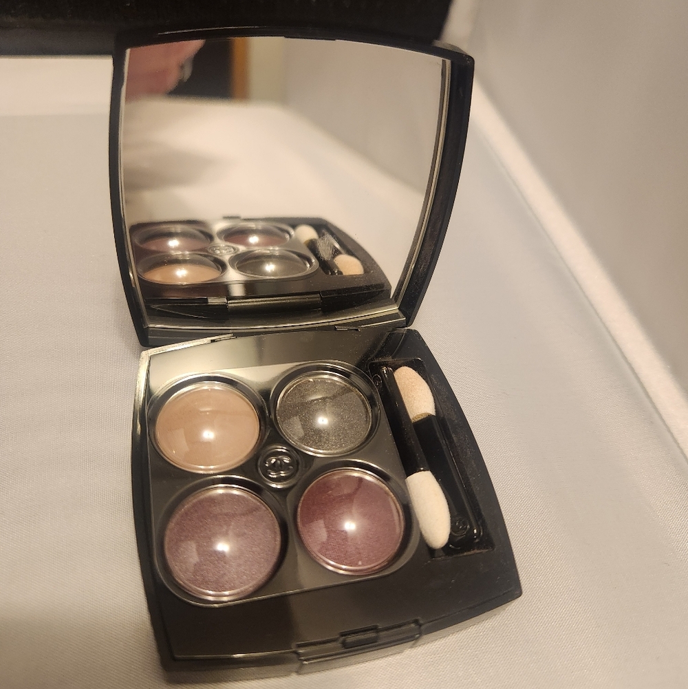 CHANEL Les 4 Ombres Eyeshadow Quad Palette